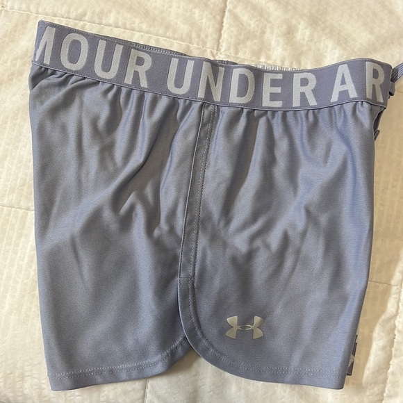 Under Armour Girl’s Gym Shorts - Picture 3 of 5